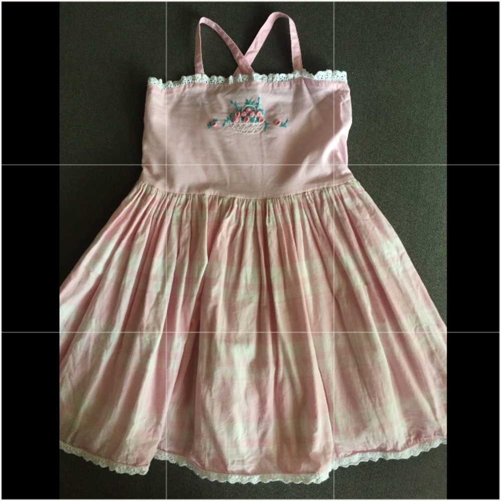 WDW Well Dressed Wolf XO pink dress, size 4